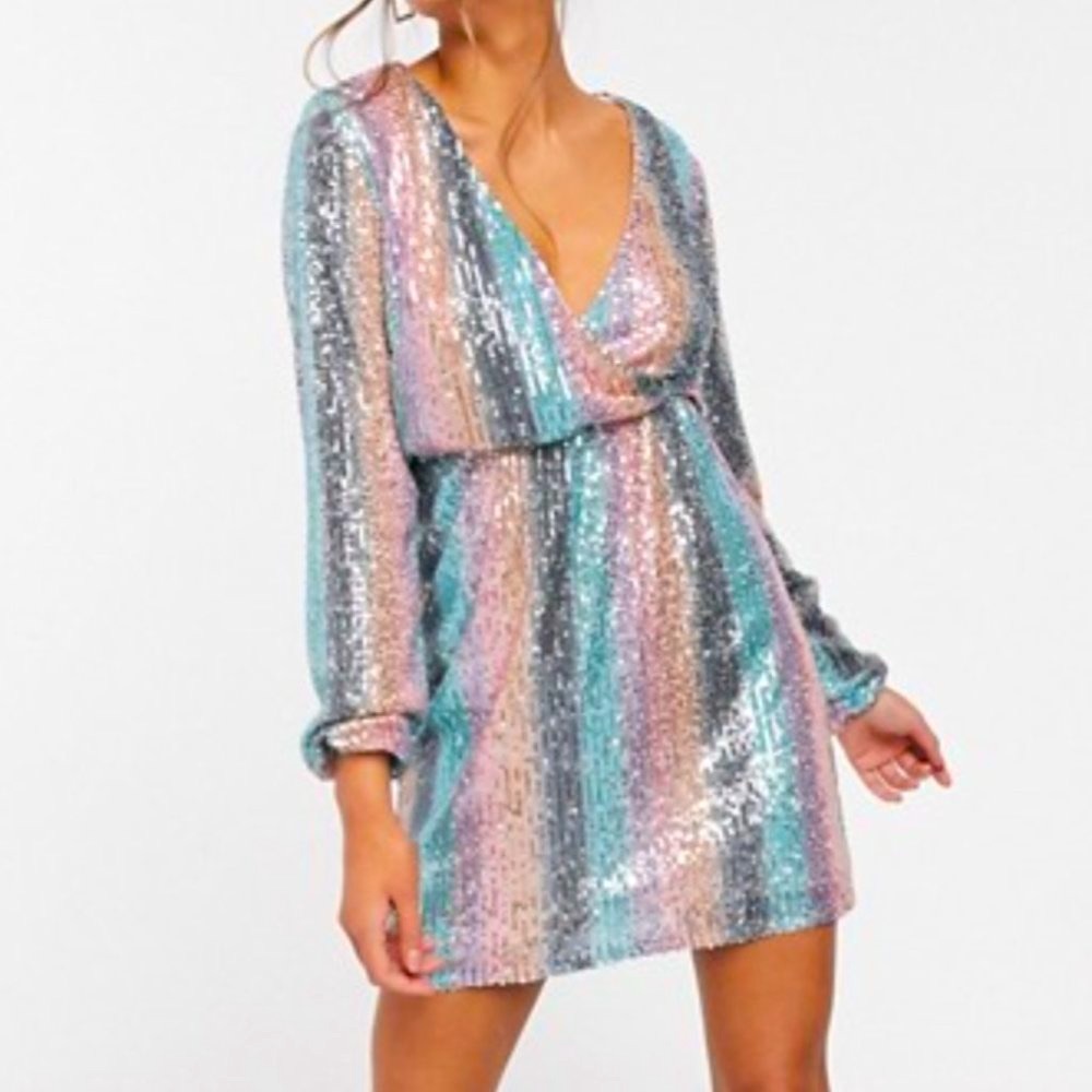 Outrageous Fortune sequin wrap dress size 6